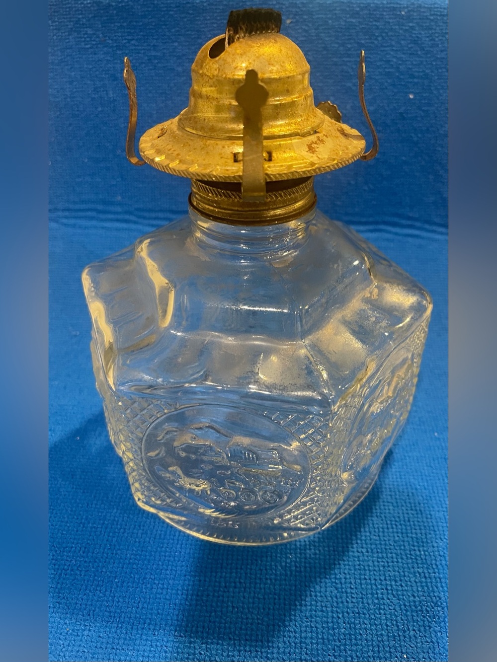 Vintage Lamplight Farms Horse & Buggy Oil Lamp Hexagon Pressed Glass Amish Wick
